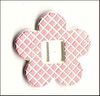embellissement en français pour le scrapbooking Passe-Ruban Fleur Quadrillée