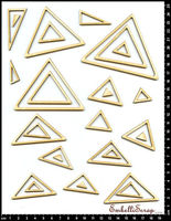 Embellissement Scrap Invasion de Triangles évidés, en Carton bois